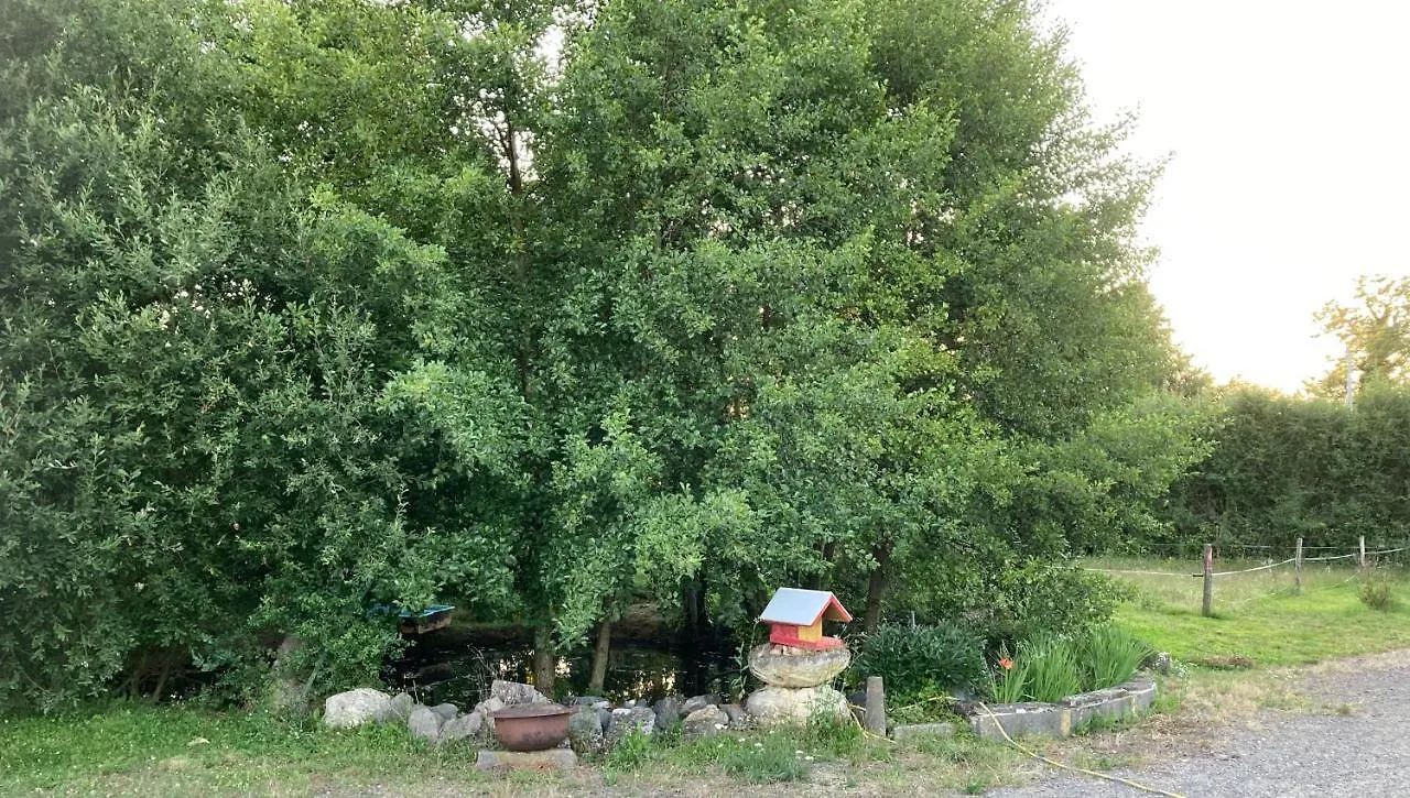 Appartamento T3 Sur Fermette Avec Les Animaux Lusigny 0*,  Francia